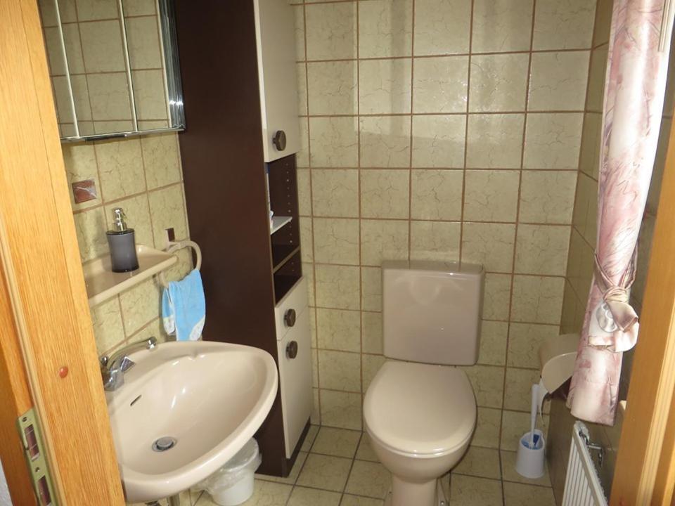 Entire House, Quiet City Location, Garden, Parking Bielefeld Esterno foto